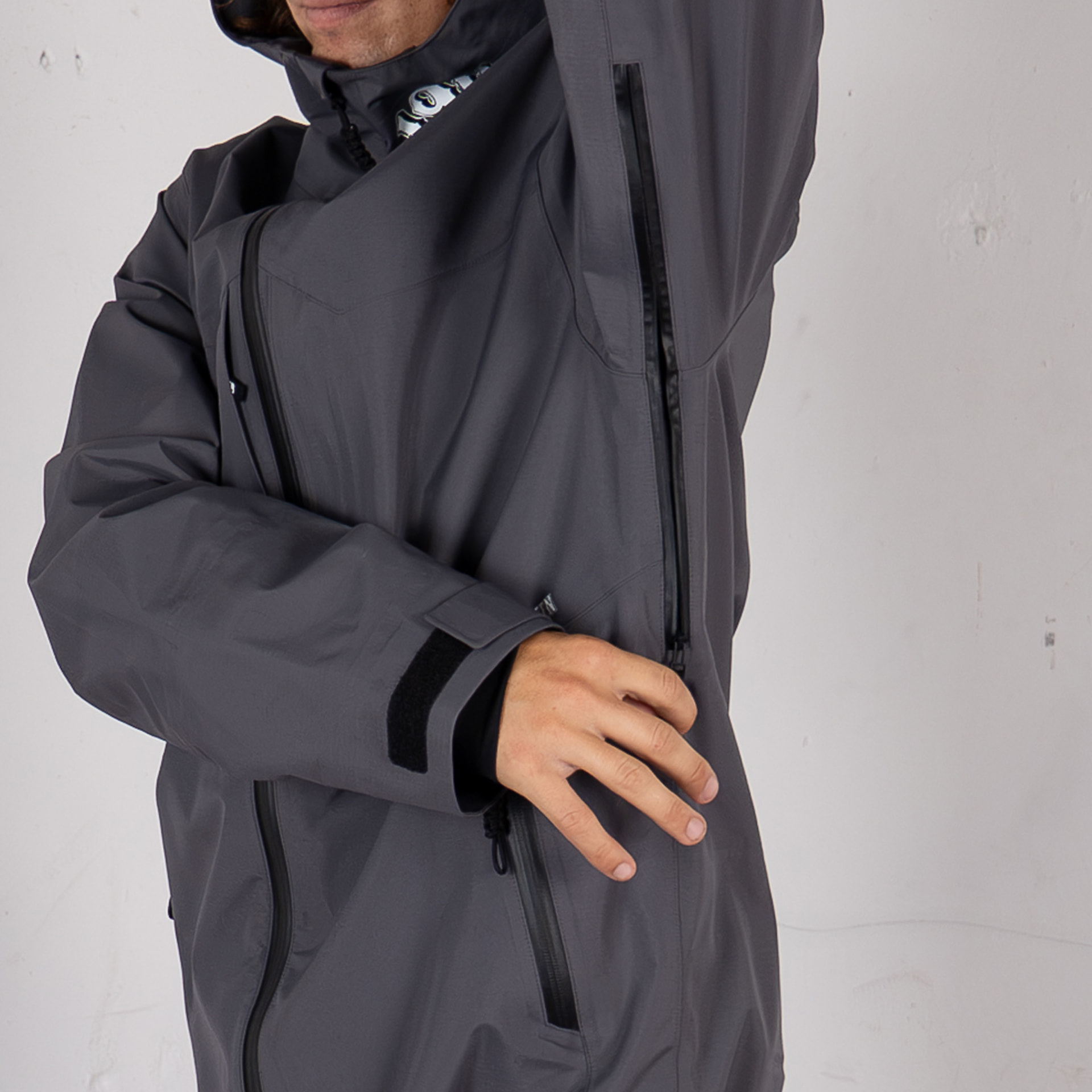 Extra-long underarm vent on the Storm Grey Auburn Jacket